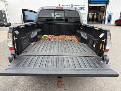 2015 Toyota Tacoma 4WD Double Cab V6 AT (Natl)