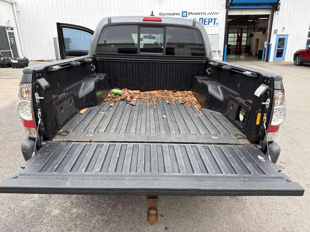 2015 Toyota Tacoma 4WD Double Cab V6 AT (Natl)