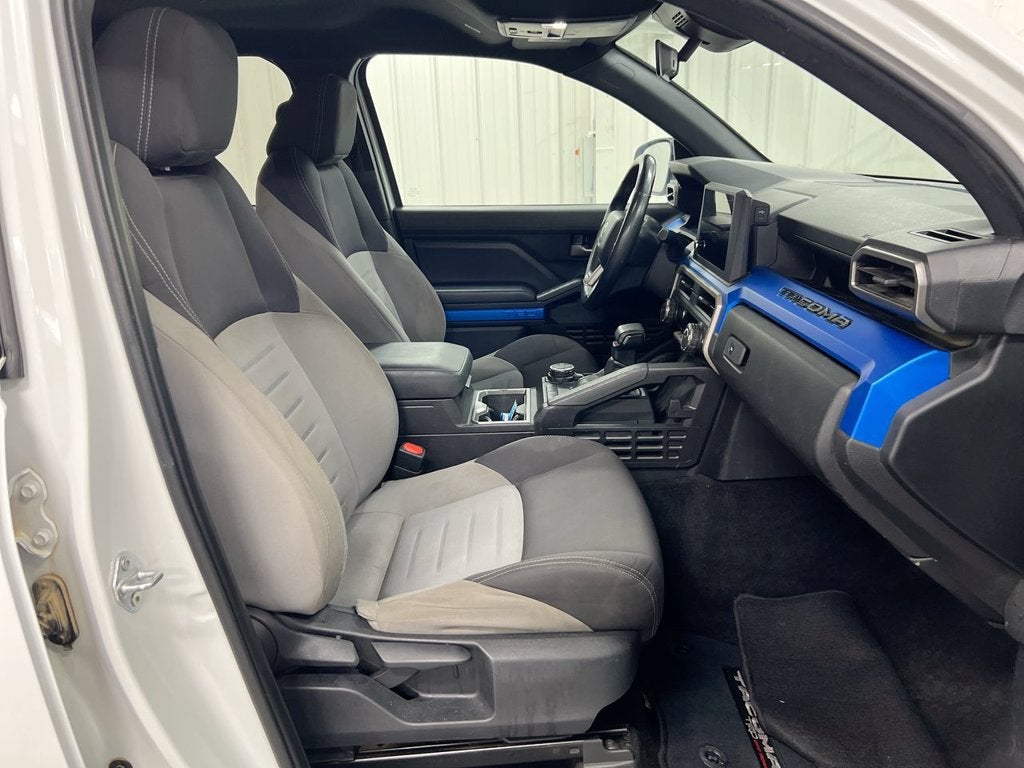 2024 Toyota Tacoma 4WD SR5