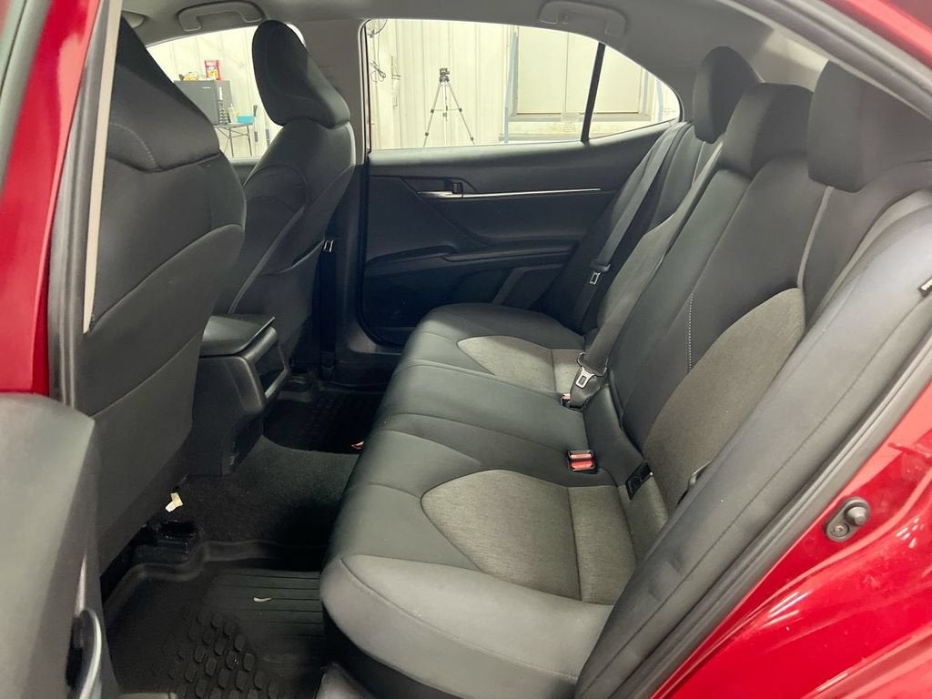 2021 Toyota Camry Hybrid LE