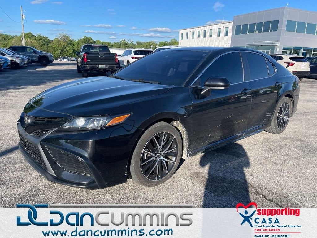 2021 Toyota Camry 2.5 Auto SE Nightshade's photo