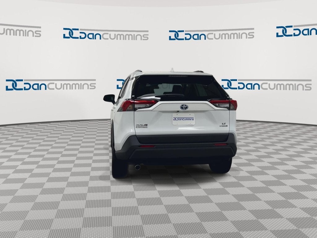 2024 Toyota RAV4 Hybrid LE