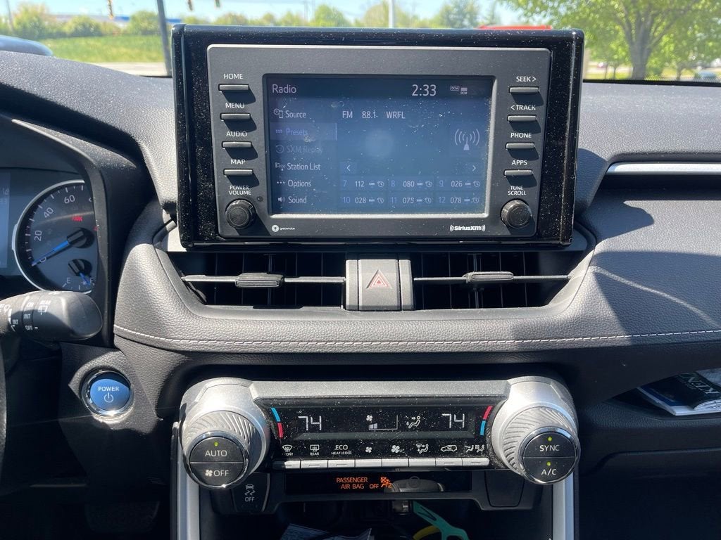 2021 Toyota RAV4 Hybrid XLE