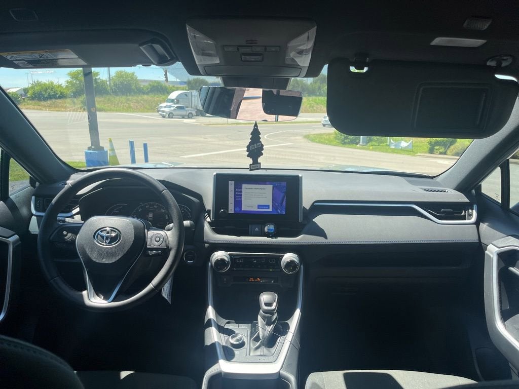 2024 Toyota RAV4 Hybrid SE