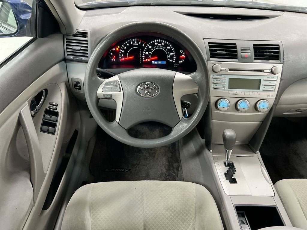 2009 Toyota Camry 4dr Sdn I4 Man (Natl)