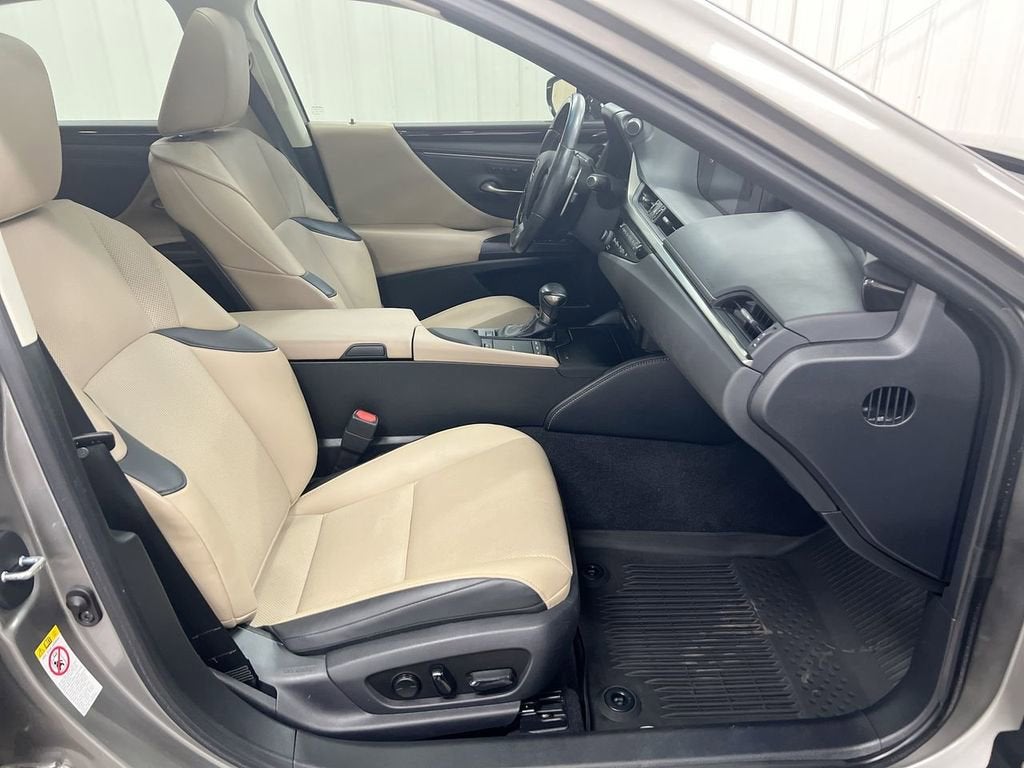 2019 Lexus ES ES 350