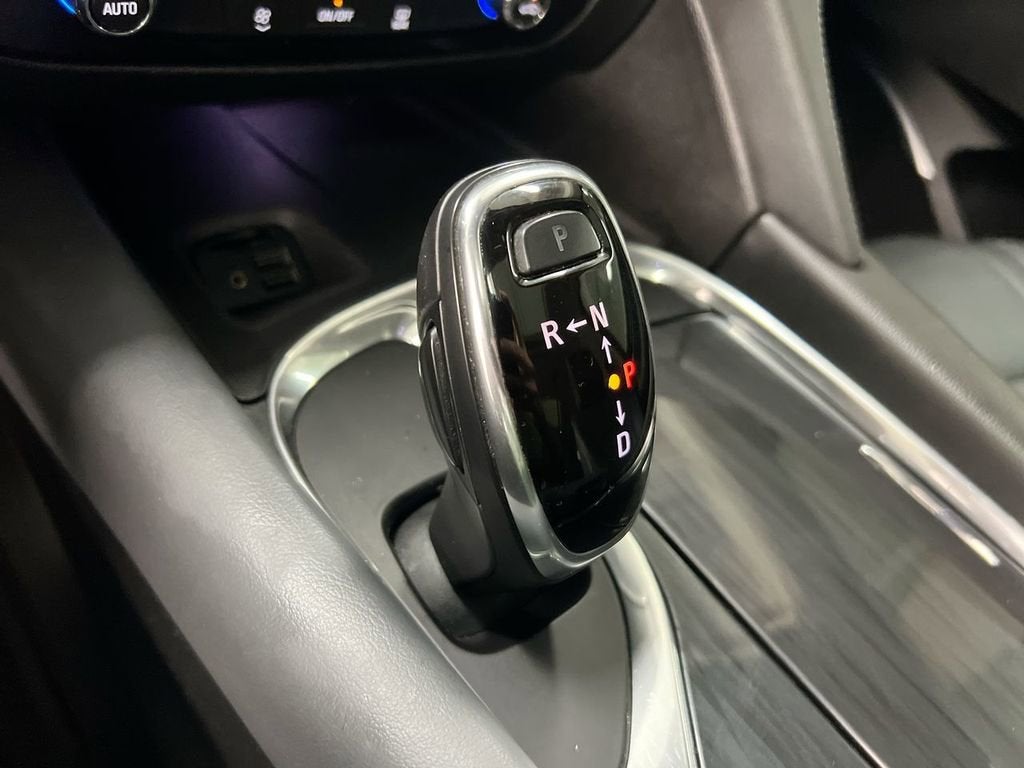 2020 Buick Enclave Essence