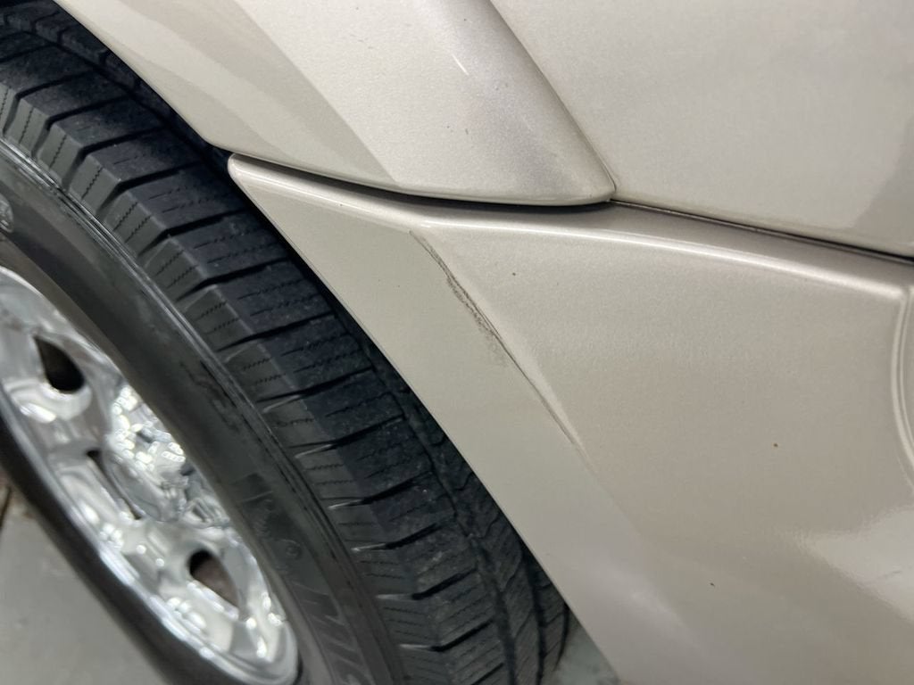 2001 Lincoln Navigator Base
