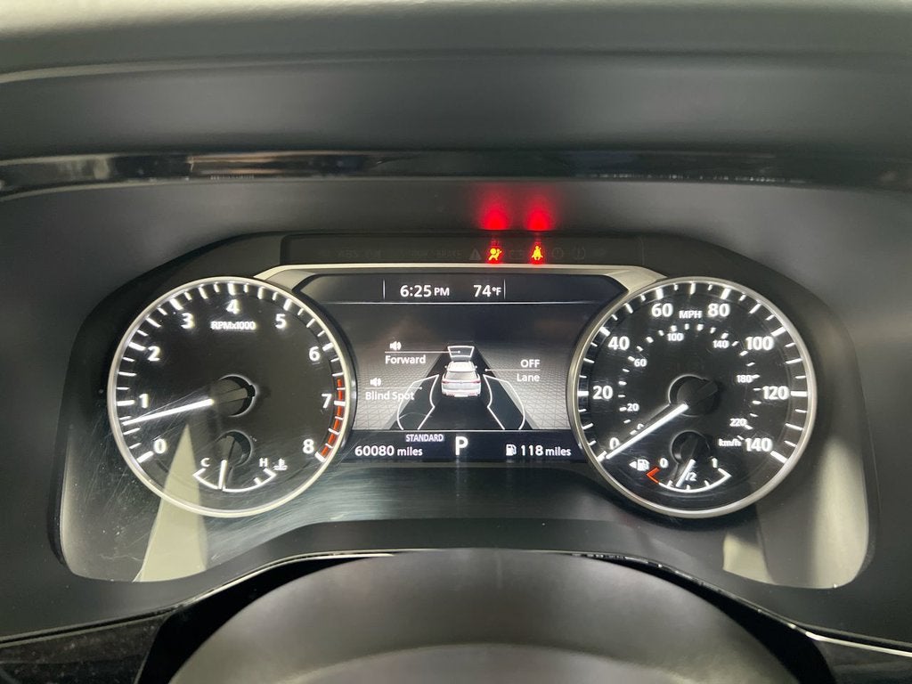 2023 Nissan Pathfinder SV