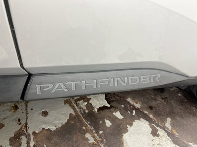 2023 Nissan Pathfinder SV