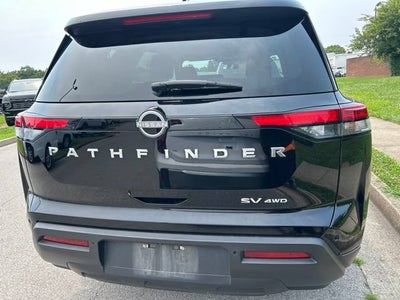 2024 Nissan Pathfinder SV