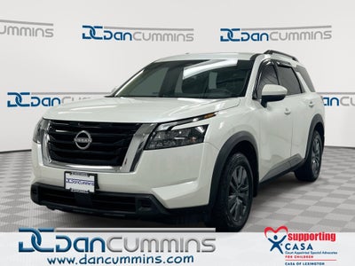 2024 Nissan Pathfinder SV