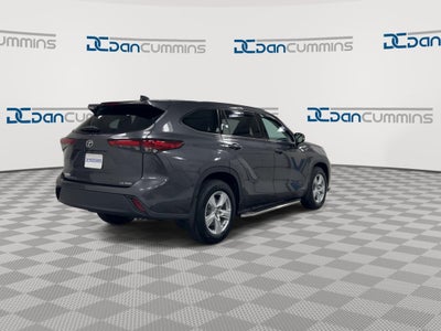 2022 Toyota Highlander LE