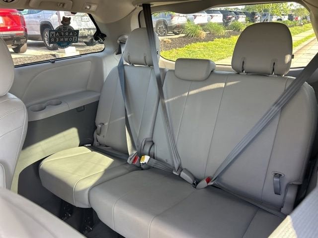 2020 Toyota Sienna XLE