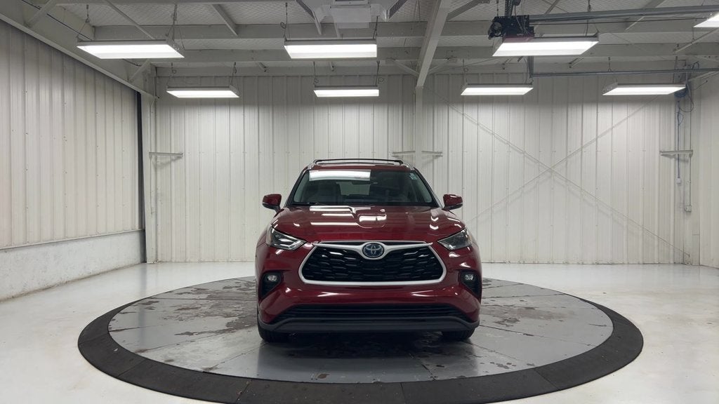 2023 Toyota Highlander Hybrid XLE