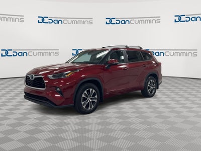 2023 Toyota Highlander Hybrid XLE