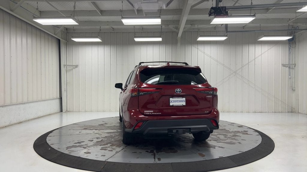 2023 Toyota Highlander Hybrid XLE