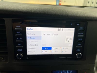 2018 Toyota Sienna LE Auto Access Seat
