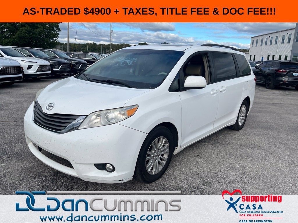 2013 Toyota Sienna XLE AAS