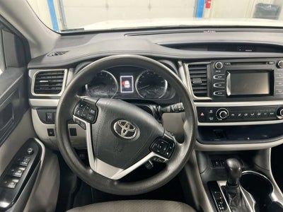 2019 Toyota Highlander LE