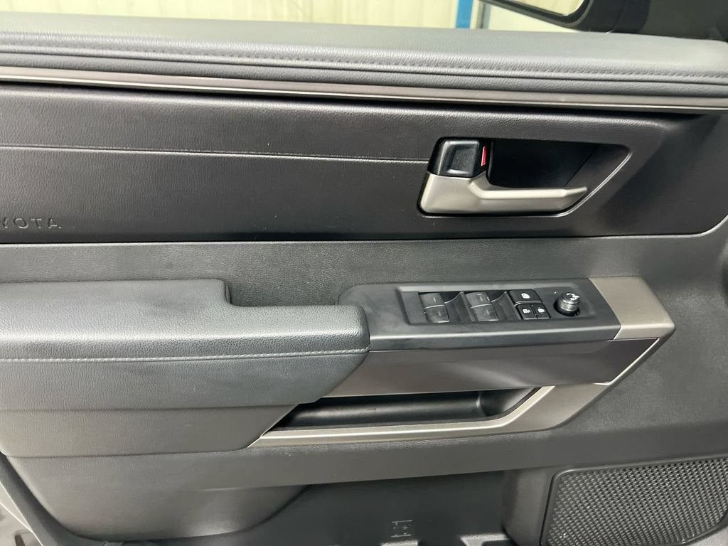 2025 Toyota Tundra 4WD SR