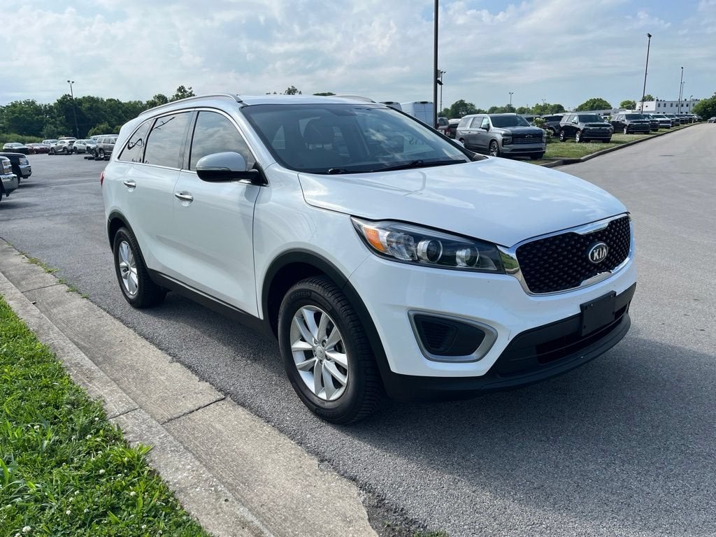 2018 Kia Sorento LX