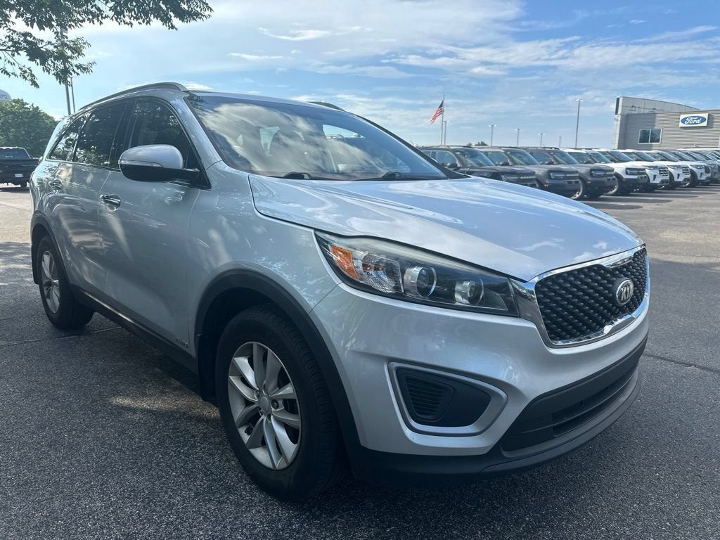 2018 Kia Sorento LX