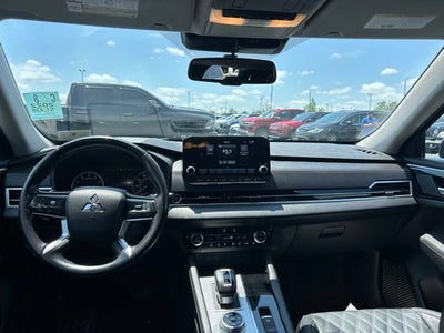 2022 Mitsubishi Outlander SEL