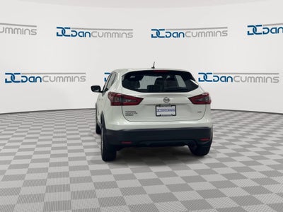 2022 Nissan Rogue Sport S