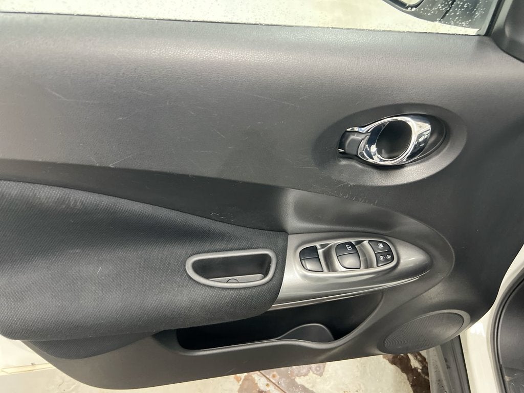 2015 Nissan JUKE S