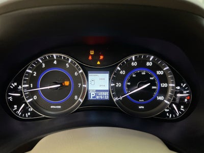2011 INFINITI QX56 7-passenger
