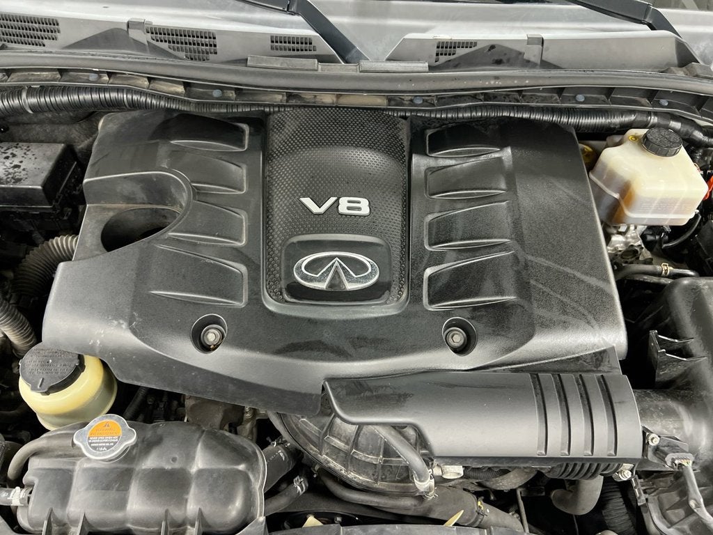 2011 INFINITI QX56 7-passenger