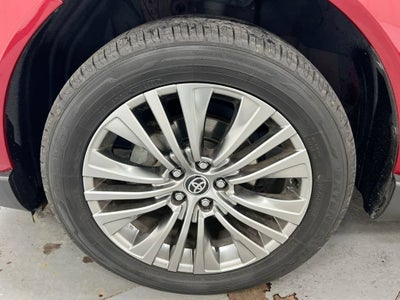 2022 Toyota Venza LE