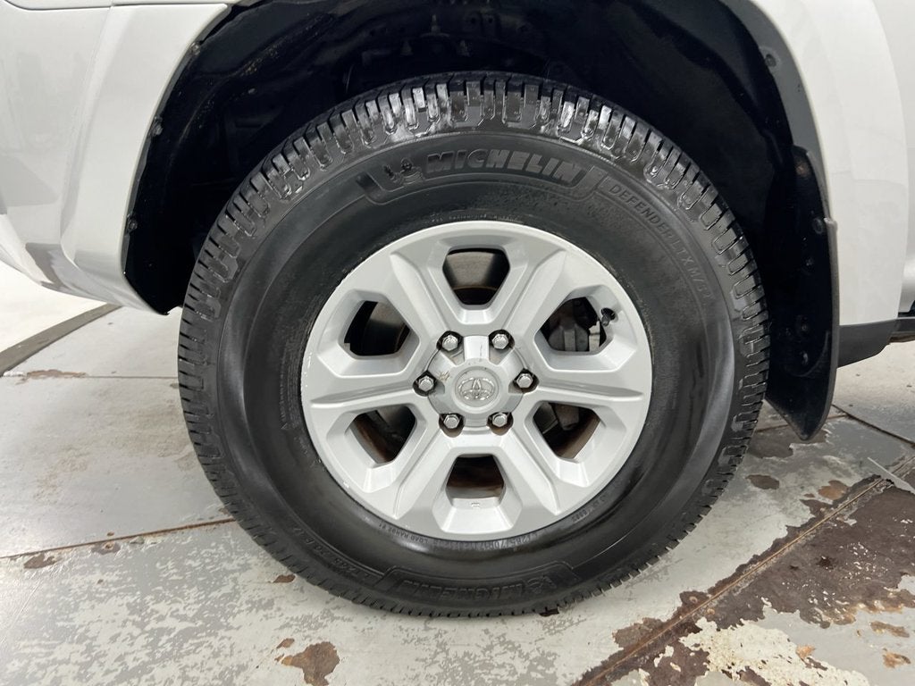 2022 Toyota 4Runner SR5