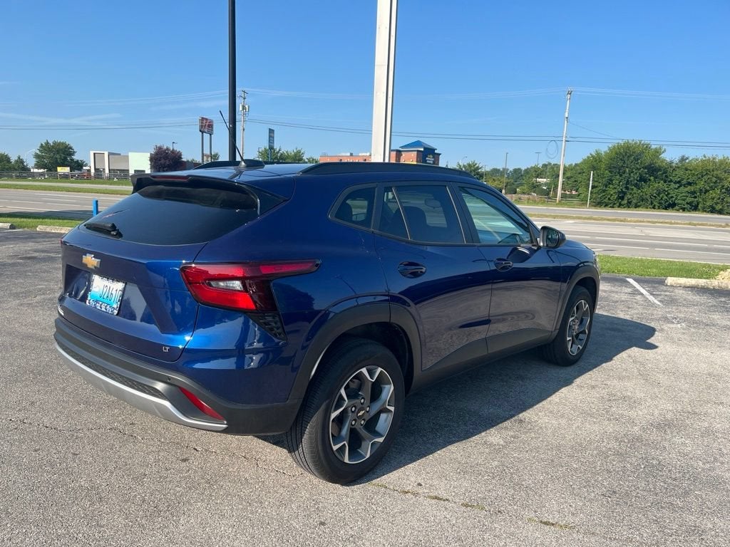 2024 Chevrolet Trax LT