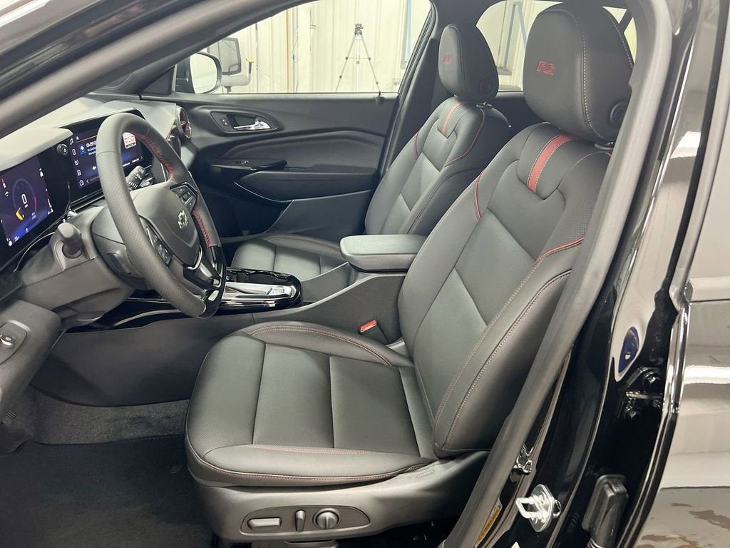 2026 Chevrolet Trax RS - Photo 19