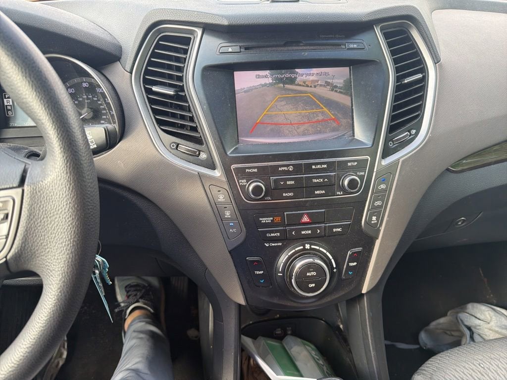 2017 Hyundai Santa Fe SE
