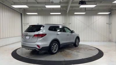 2017 Hyundai Santa Fe SE