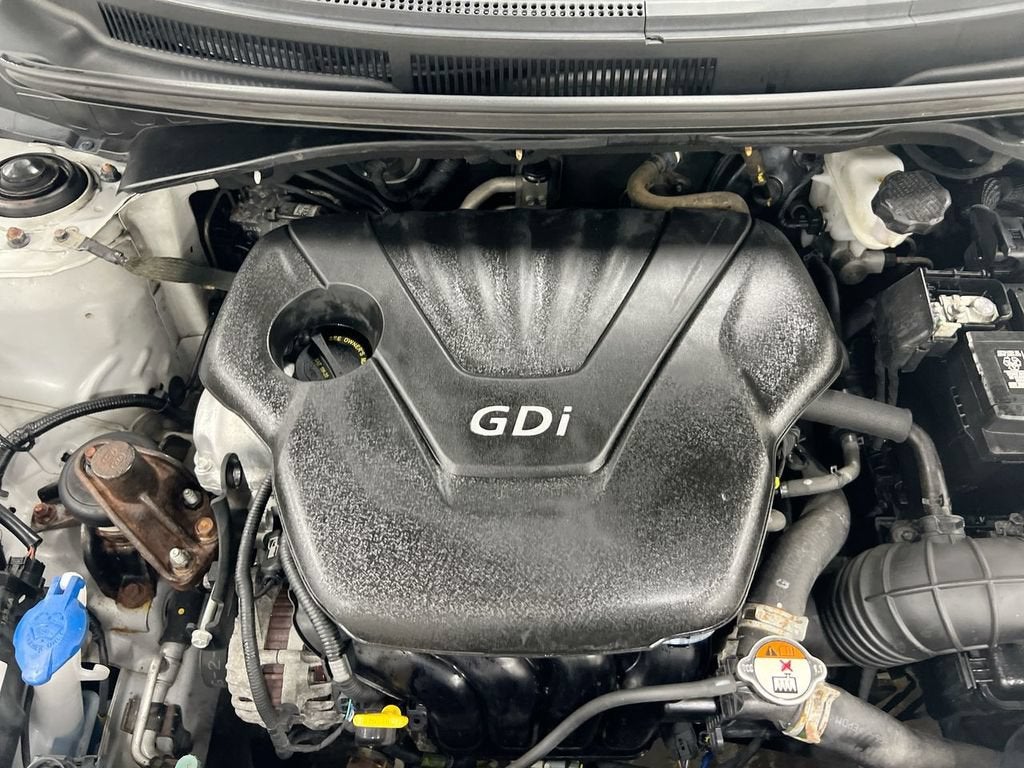 2016 Hyundai Veloster Base