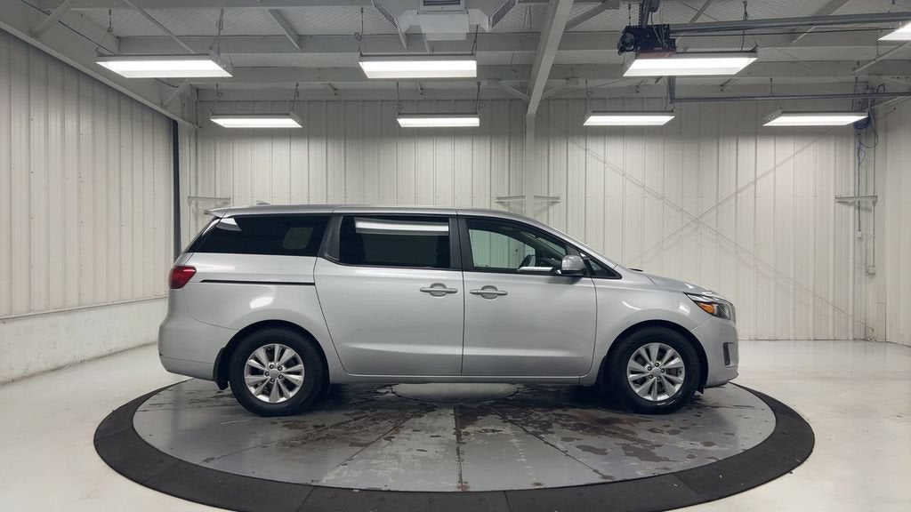 2018 Kia Sedona LX