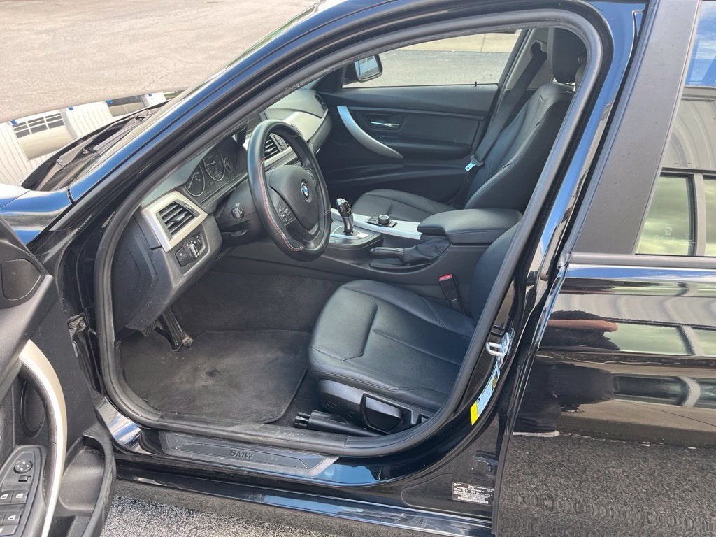 2015 BMW 3 Series 320i