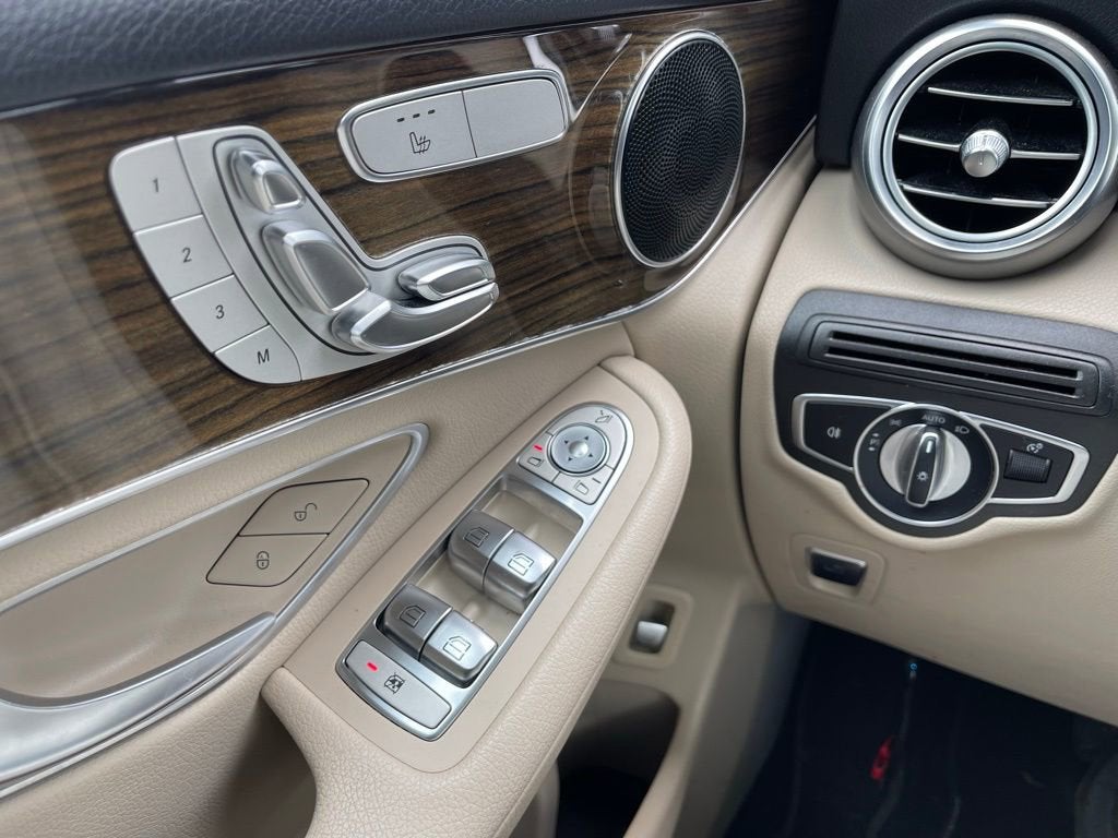 2019 Mercedes-Benz GLC GLC 300
