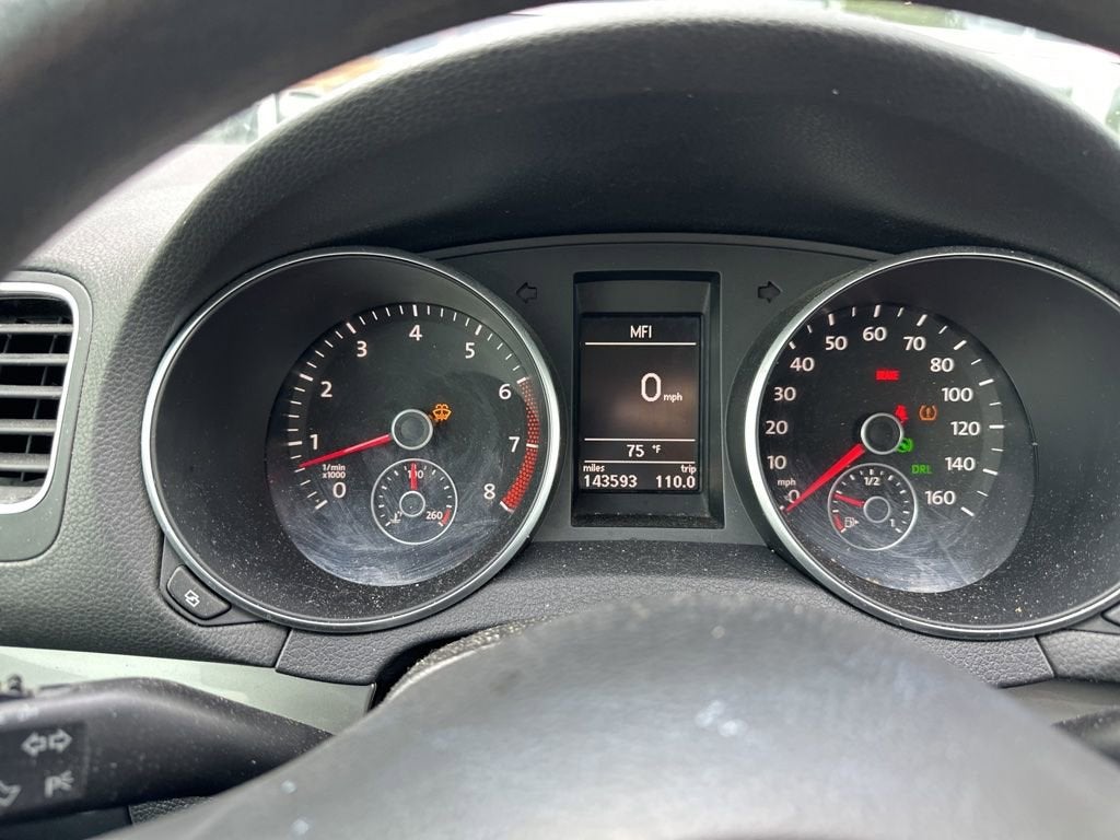 2011 Volkswagen Golf 4dr HB Auto