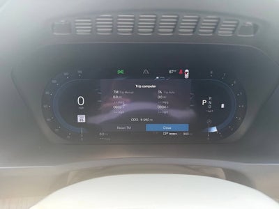 2024 Volvo XC90 Plus Bright Theme