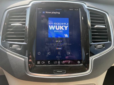 2024 Volvo XC90 Plus Bright Theme