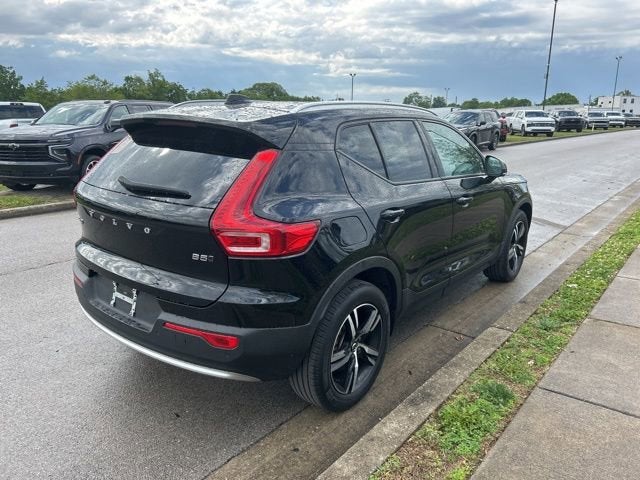 2023 Volvo XC40 Core