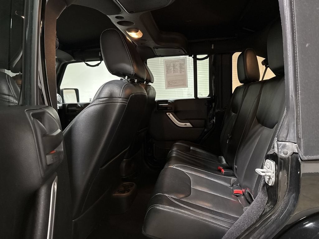 2016 Jeep Wrangler Unlimited Sahara