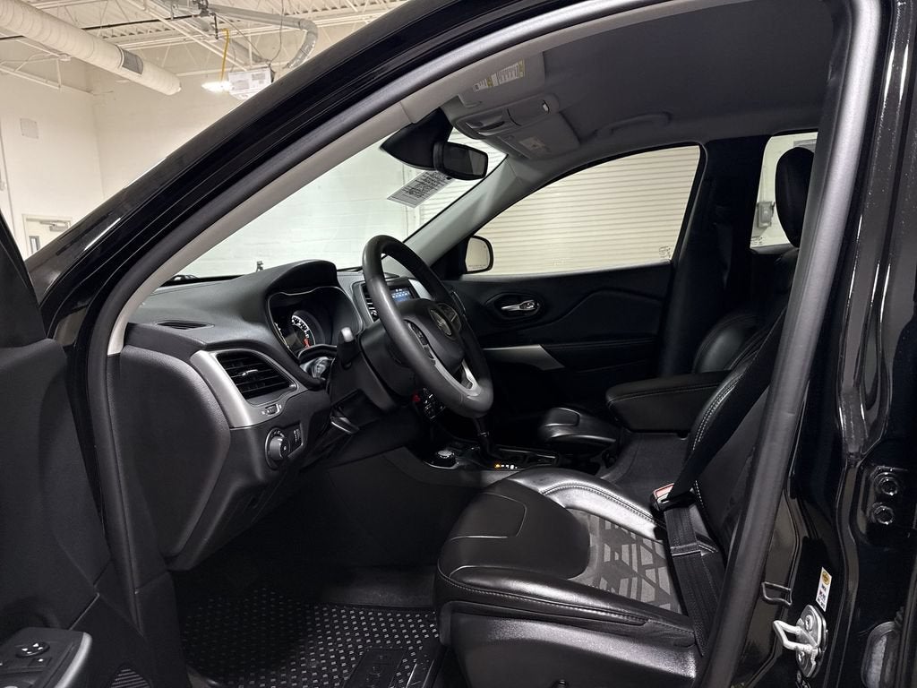 2022 Jeep Cherokee X