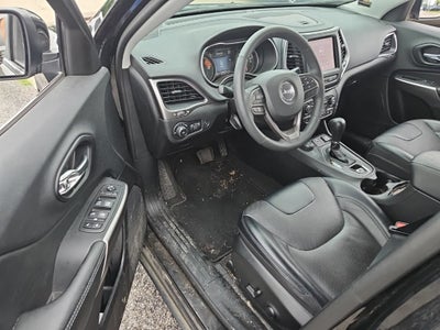 2022 Jeep Cherokee Latitude Lux