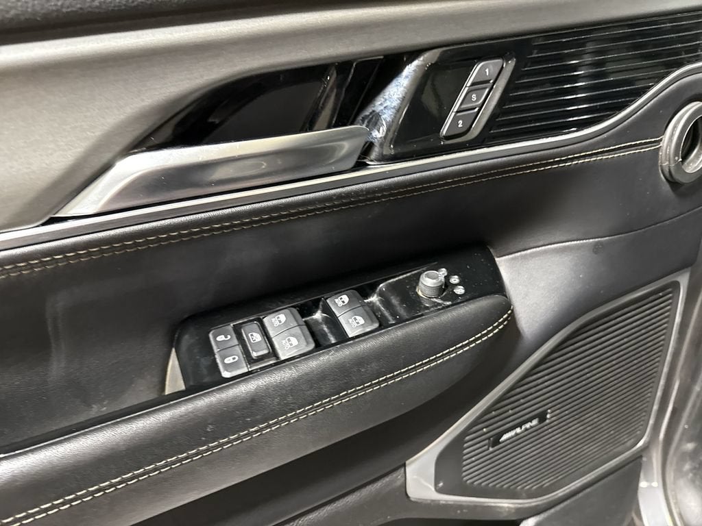 2023 Jeep Wagoneer Series II Carbide